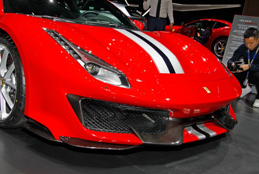 Ferrari 488 Pista