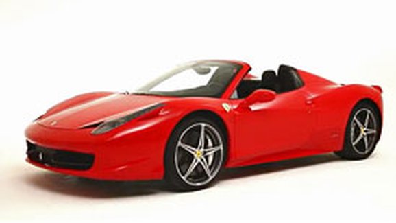 Ferrari 458 Spider: Italia bez střechy oficiálně