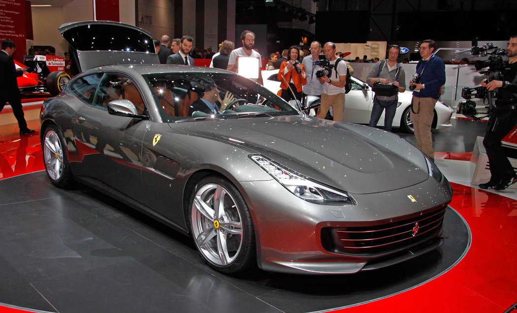 Ferrari GTC4 Lusso