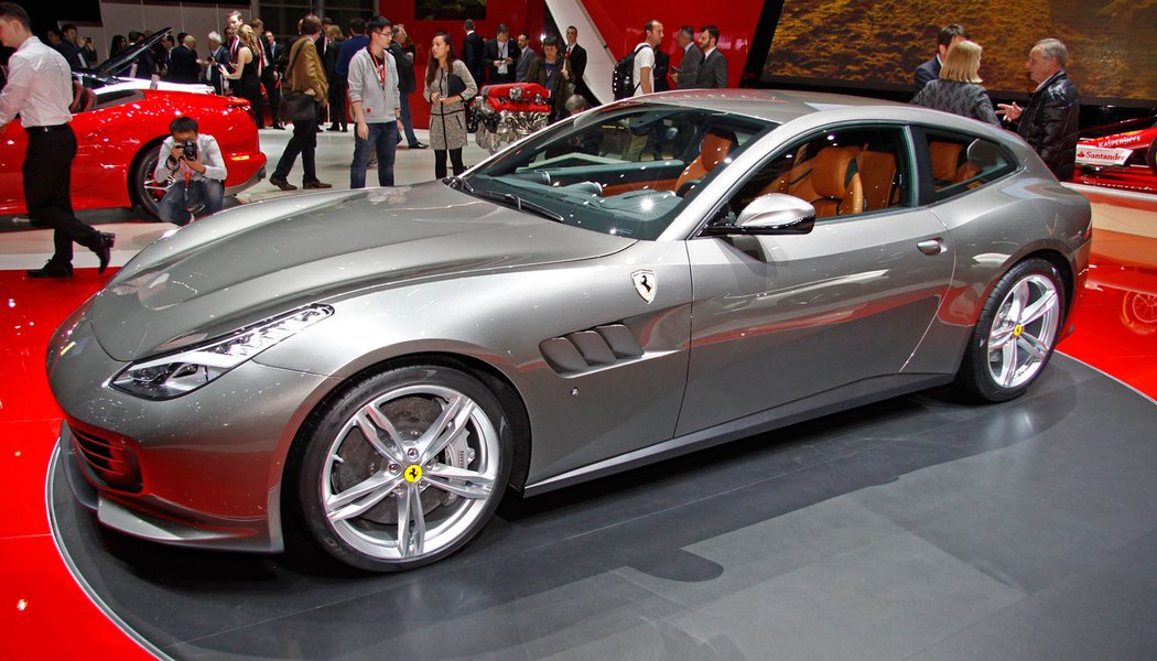 Ferrari GTC4 Lusso