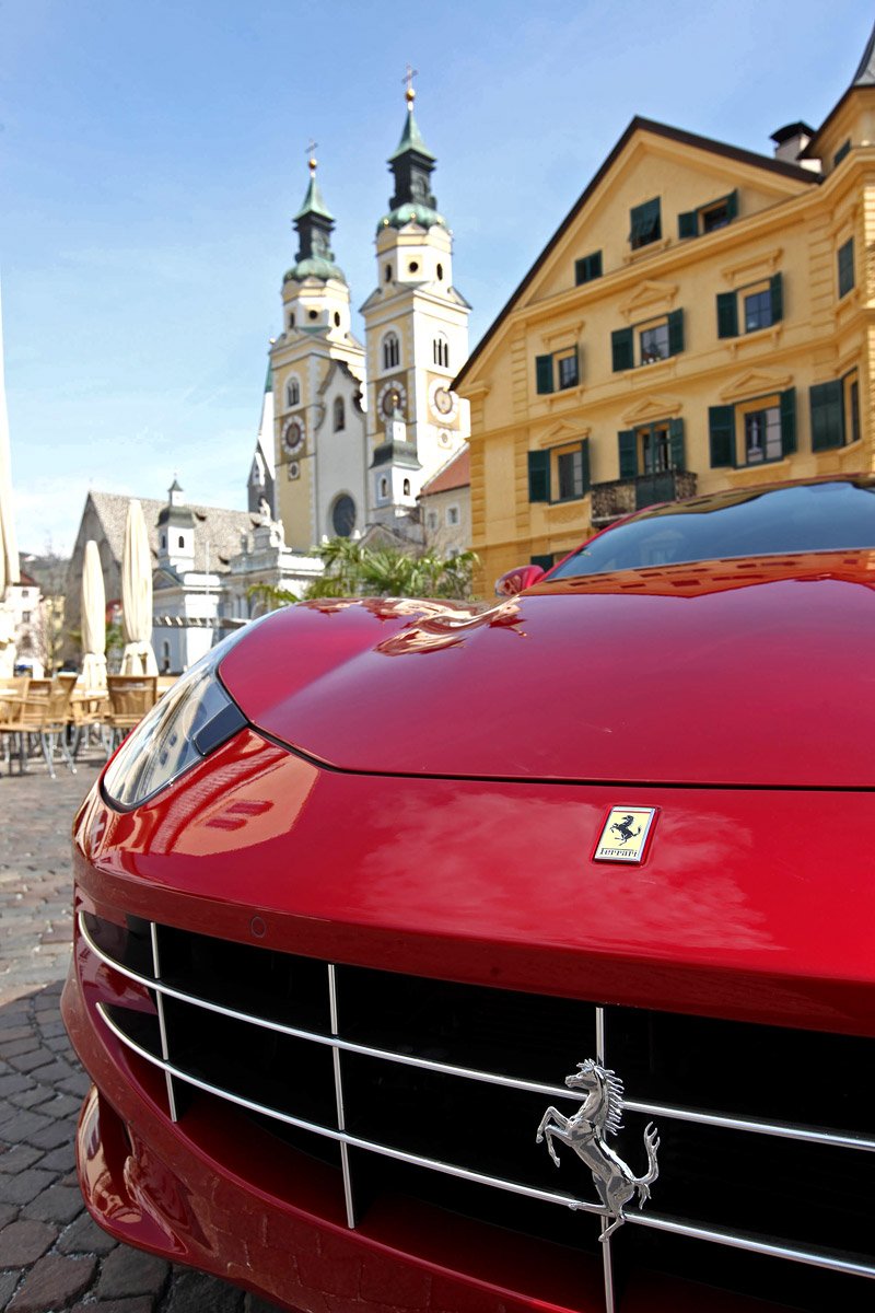 Ferrari FF