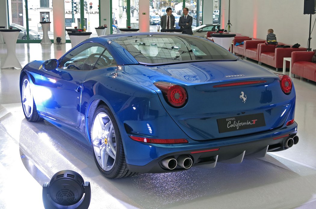 Ferrari California