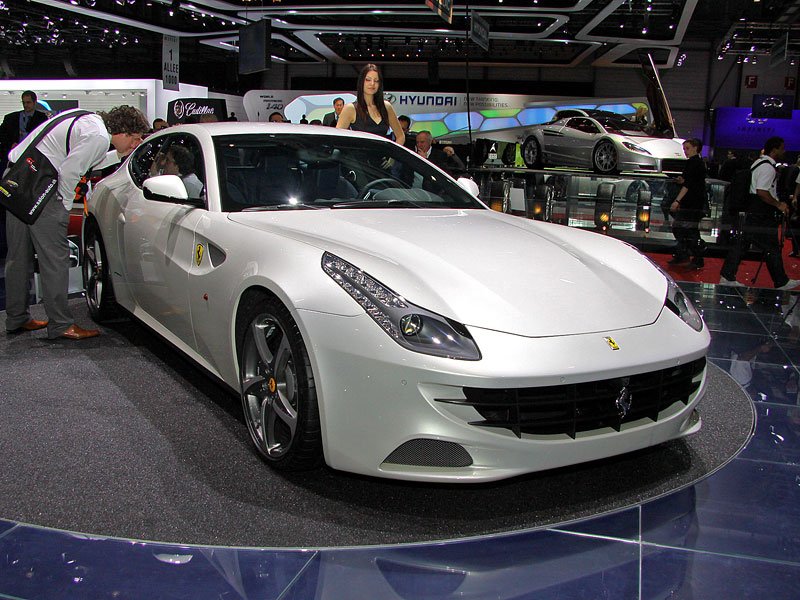 Ferrari FF/GTC4 Lusso