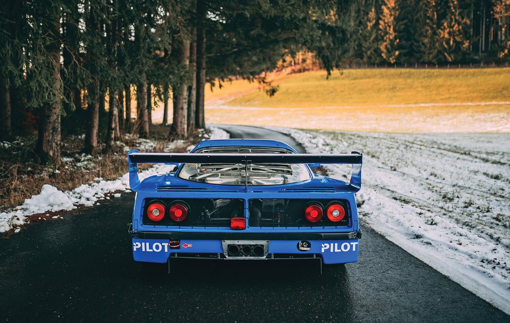 Ferrari F40 LM