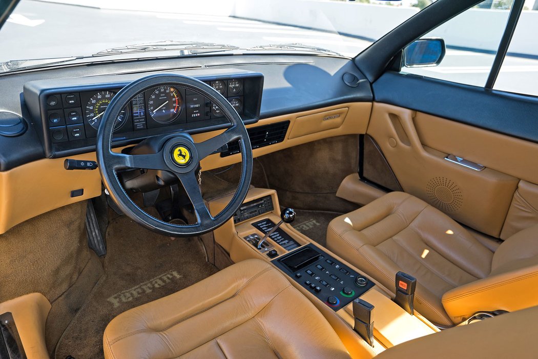 Ferrari Mondial 8 Cabriolet (1983)