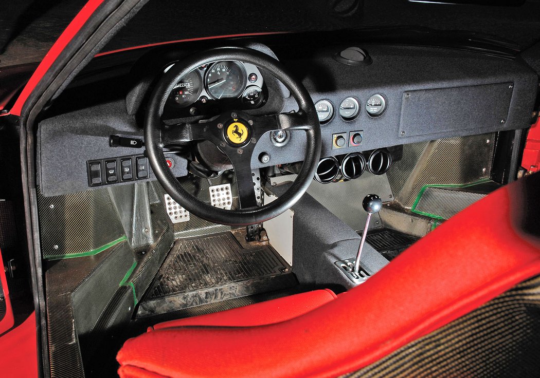 Ferrari F40 (1989-1992)
