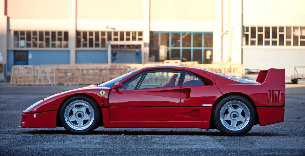 Ferrari F40 (1989-1992)