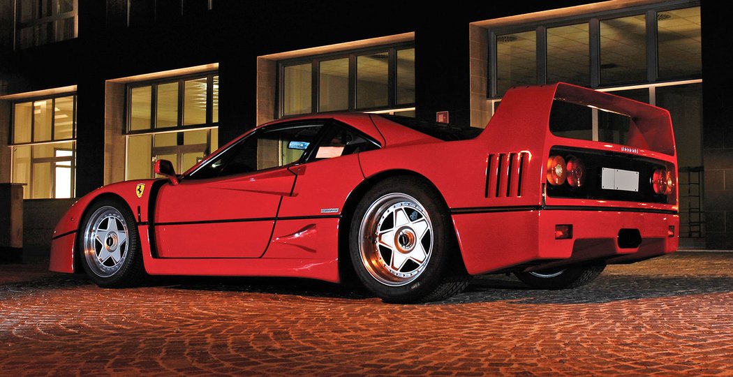 Ferrari F40 (1989-1992)