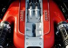 Ferrari se nechce vzdát atmosférické V12, technici pracují na dalších úpravách