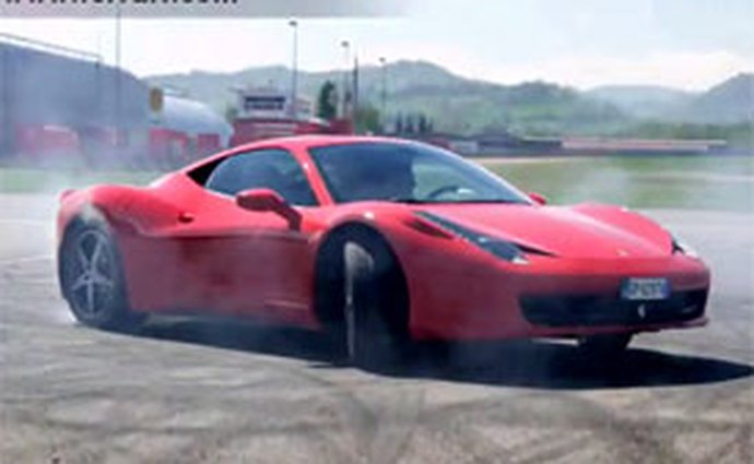 Video: Ferrari děkuje osmi milionům fanoušků na Facebooku