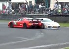 Video: Nabouraná a jinak ponížená Ferrari