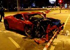 Video: První vážná nehoda Ferrari 458 Speciale