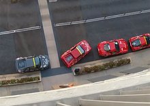 Video: Těžkosti se zaparkováním Ferrari