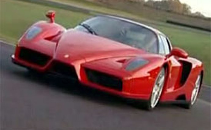 Video: Ferrari Enzo – důstojný následník modelů F40 a F50