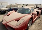 Jak to chodí v Dubaji: Policejní dražba Ferrari Enzo