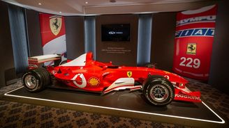 Rekordní aukce monopostu F1. V Ženevě se vydražil mistrovský vůz Michaela Schumachera