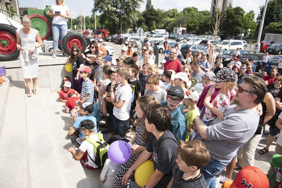 Podívejte se na záběry z loňského prvního a velmi povedeného ročníku festivalu