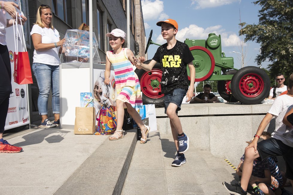 Podívejte se na záběry z loňského prvního a velmi povedeného ročníku festivalu