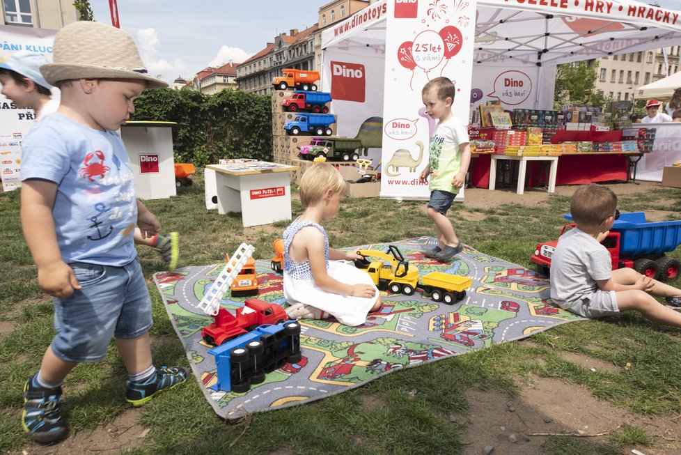 Podívejte se na záběry z loňského prvního a velmi povedeného ročníku festivalu