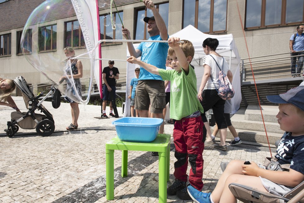 Podívejte se na záběry z loňského prvního a velmi povedeného ročníku festivalu