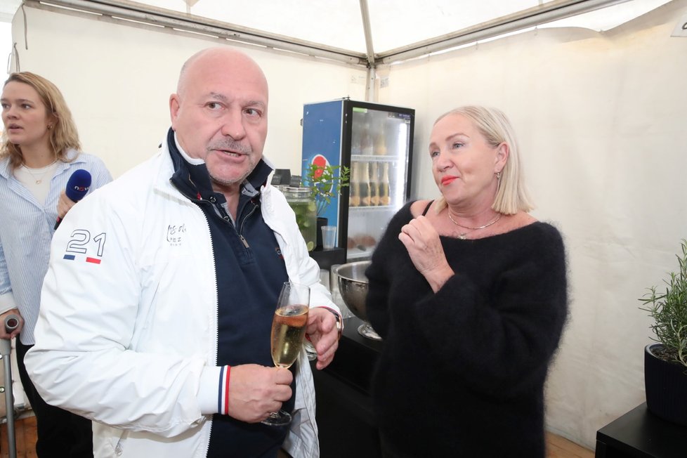 Devid Strach GALERIE: Strach o hitmakera Michala Davida: Drsná bouračka! | FOTO 1 ...