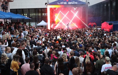 Mattoni Life Bar oživí festival ve Varech: Koncerty i nová generace na jednom pódiu