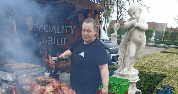 Na zámku ve Slavkově se konal 2.ročník Festivalu jídla a řemesel.