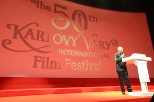 Karlovy Vary: Město lázeňských šviháků a filmového festivalu