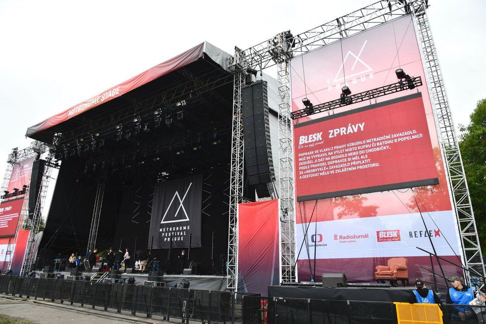 Na festivalu Metronome rozdávali tištěné vydání Blesku.