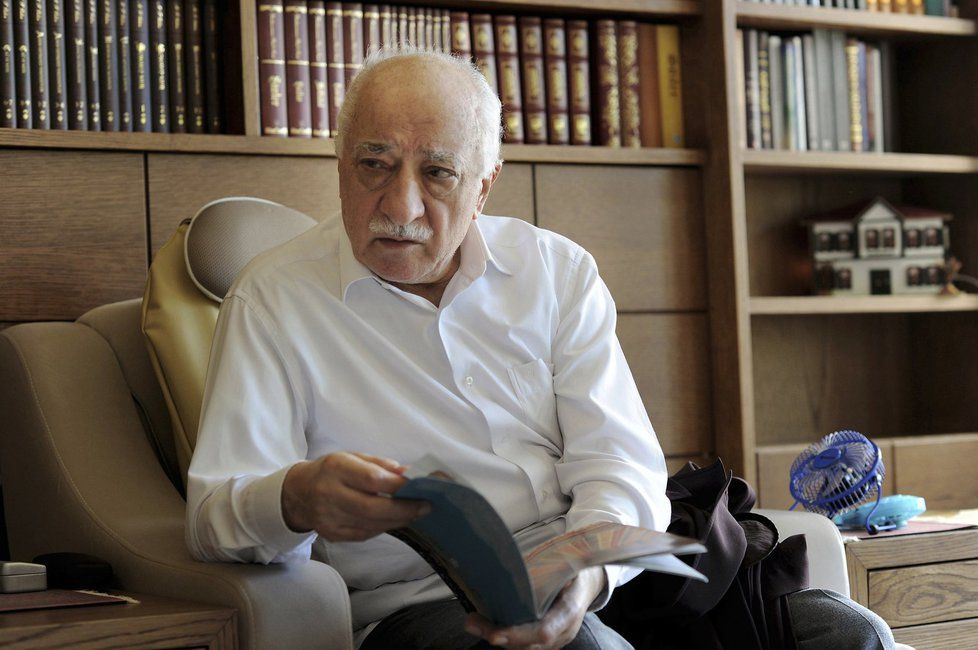 Údajný strůjce puče v Turecku Fethullah Gülen