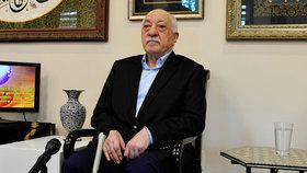 Údajný strůjce puče v Turecku: Kdo je Fethullah Gülen?