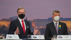 Superdebata Blesku (30. 9. 2020): Zleva Petr Fiala (ODS) a Andrej Babiš (ANO)