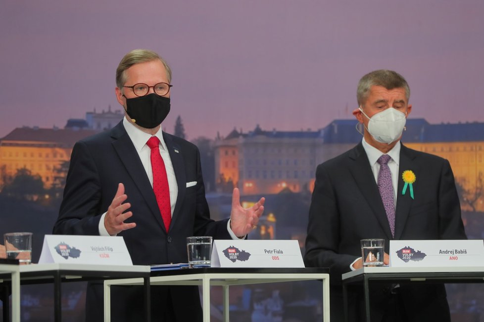 Superdebata Blesku (30. 9. 2020): Zleva Petr Fiala (ODS) a Andrej Babiš (ANO)