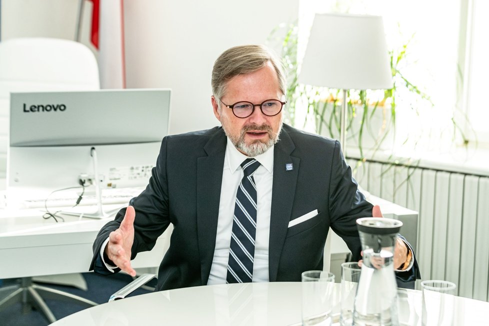 Lídr koalice Spolu Petr Fiala (ODS) v rozhovoru pro Blesk (10. 10. 2021)