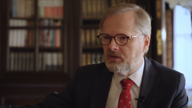 Premiér Petr Fiala (ODS) ve svém pořadu Otázky a odpovědi z Kramářovy vily (18.2.2023)