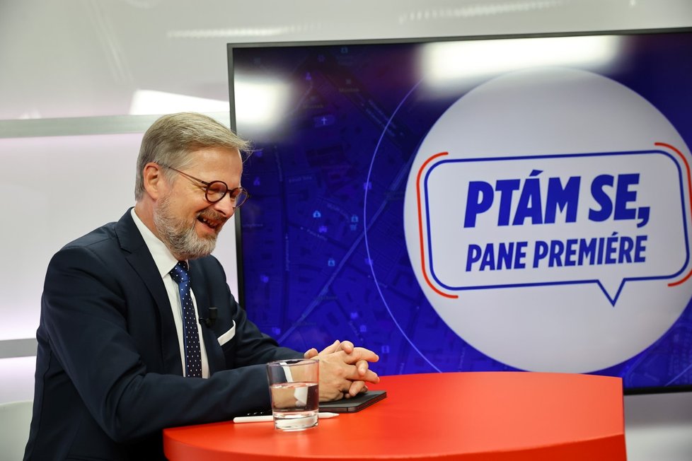 Premiér Petr Fiala (ODS) v pořadu Blesku Ptám se, pane premiére