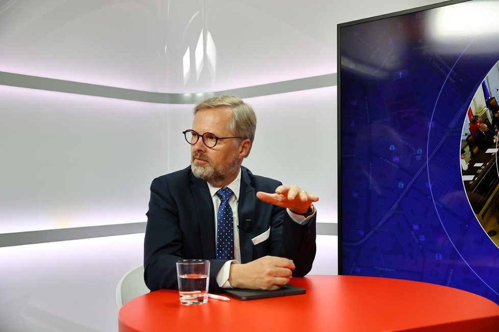 Premiér Petr Fiala (ODS) v pořadu Blesku Ptám se, pane premiére (10.11.2022)