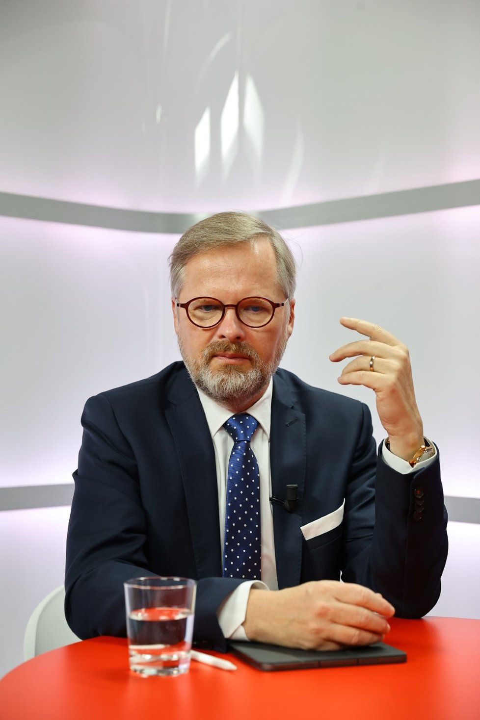 Premiér Petr Fiala (ODS) v pořadu Blesku Ptám se, pane premiére (10.11.2022)