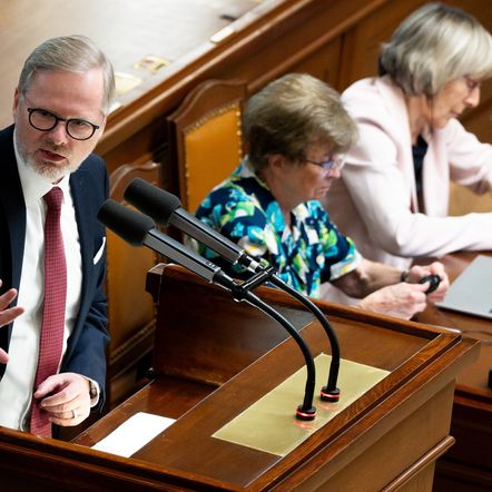 Opoziční cibulové latte proti Babišově svíčkové se šesti aneb Bizarní schůze sněmovny o nedůvěře vládě Opoziční cibulové latte proti Babišově svíčkové se šesti aneb Bizarní schůze sněmovny o nedůvěře vládě