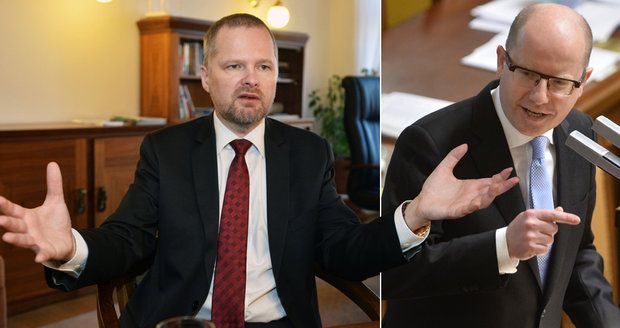 Fiala šije do Sobotky: Alibismus, nedokáže se postavit problémům ČSSD