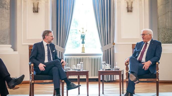 Premiér Petr Fiala (ODS) s německým prezidentem