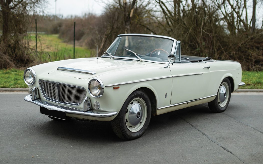 Fiat 1500 S Cabriolet by Pininfarina (1962)