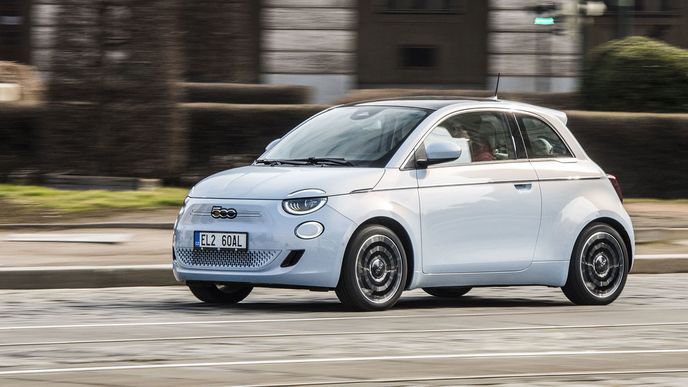Fiat 500e (87 kW) Fiat 500e (87 kW)