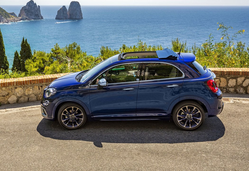 Fiat 500X Yachting