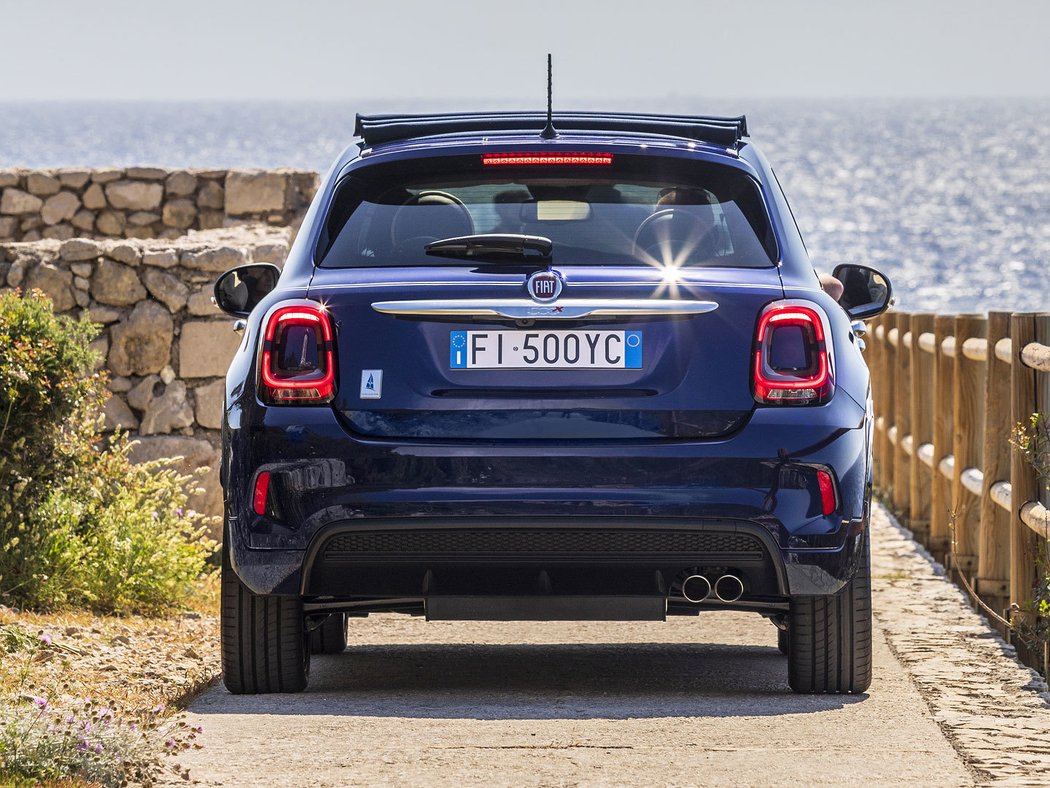 Fiat 500X Yachting