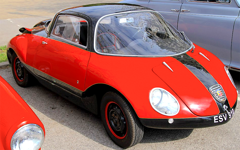 V letech 1956 a 1957 postavila karosárna Vignale tři kusy aerodynamického kupé Fiat-Abarth 750 Goccia.