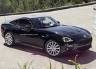 Fiat 124 Spider čeká na sourozence s pevnou střechou