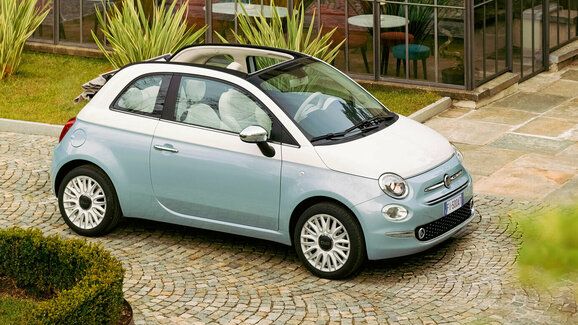 Benzinový Fiat 500 ještě neumřel. Naopak uvádí limitovanou sběratelskou edici  