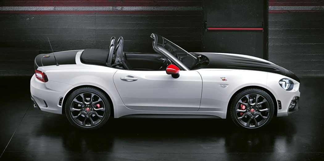 fiat novemodely video zeneva2016 roadster redakcnivideo