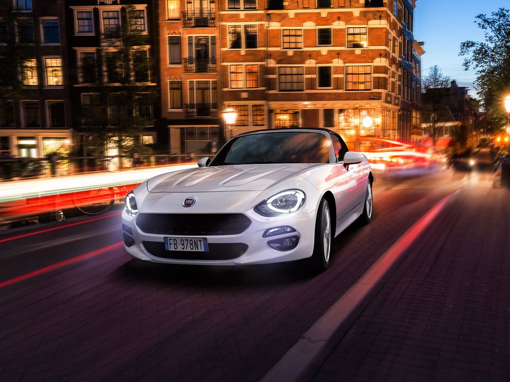 fiat novemodely video zeneva2016 roadster redakcnivideo